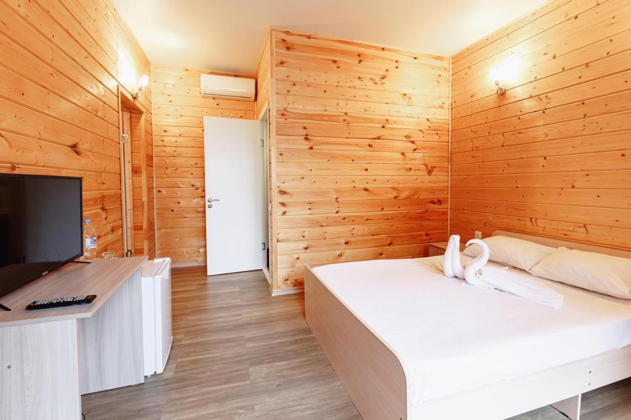 Guest House Amshin Tsandrypsh Luaran gambar